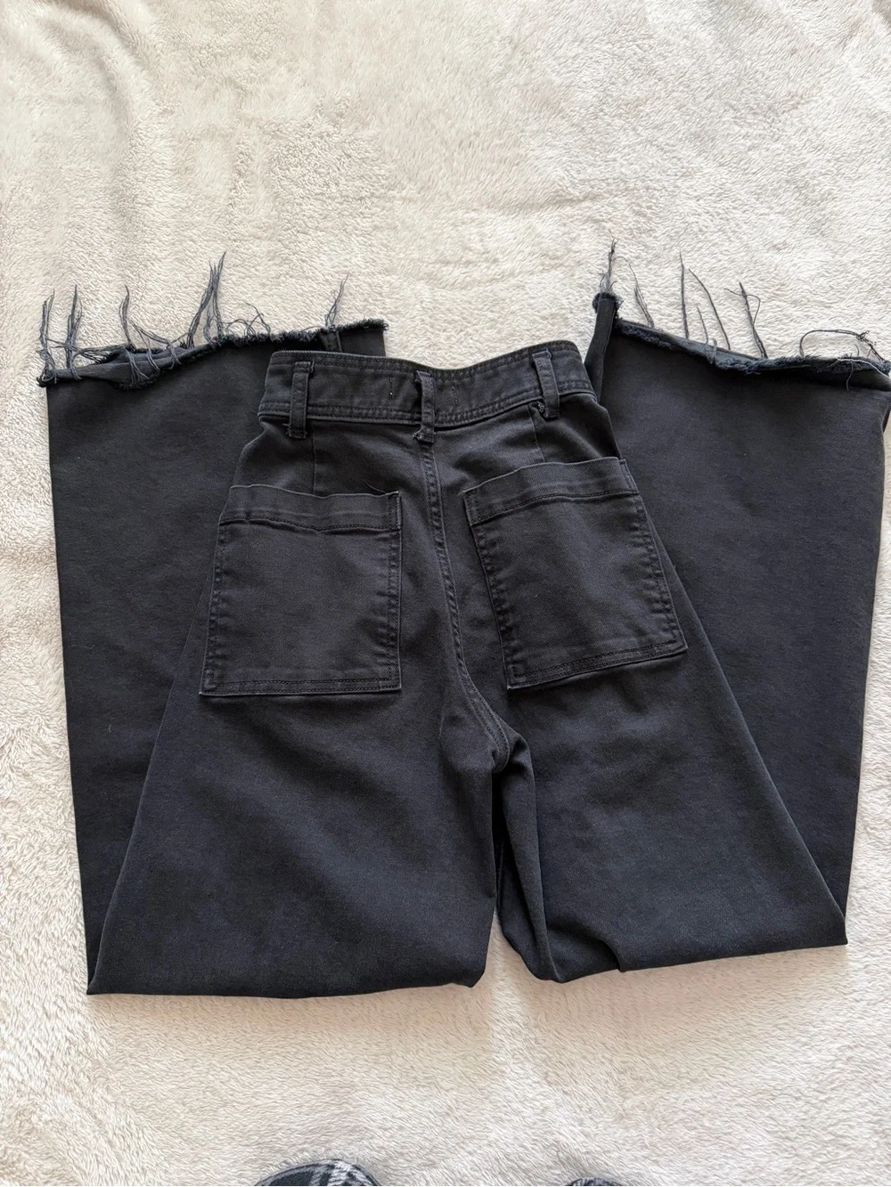 ZARA Black Wide Leg Raw Hem Jeans Size 0